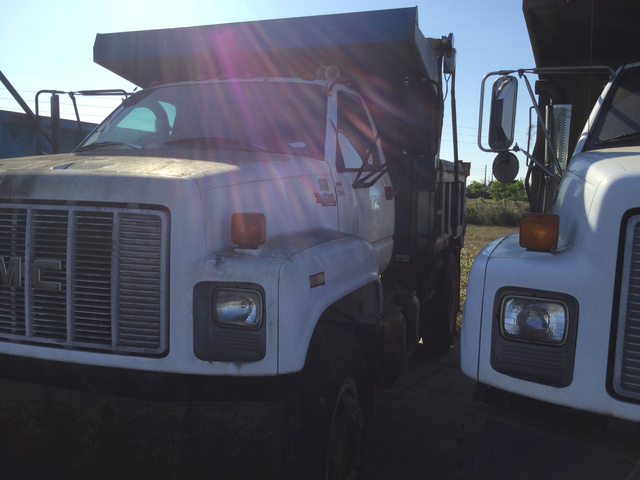 1994 GMC Topkick C7H042 S/A Dump Truck 1994 GMC Topkick C7H042 S/A Dump Truck