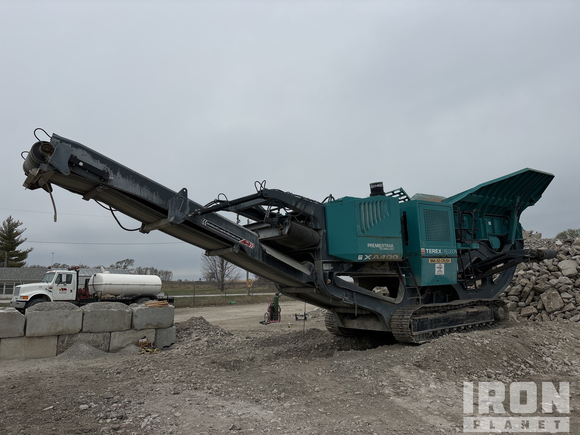 2009 Terex Pegson XA400 Jaw Crusher in Pacific Junction, Iowa