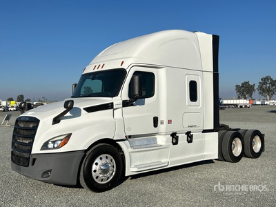2020 Freightliner Cascadia 126 6x4 Ciągnik siodłowy T/A z kabiną sypialną