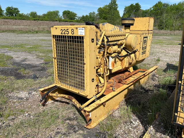 1992 Cat D3306TA 225 kW Skid-Mounted Generator Set
