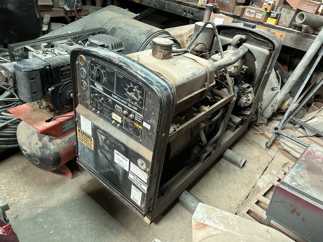 1999 Lincoln SA-250 D3. 152 Skid-Mounted Stick Engine Driven Welder