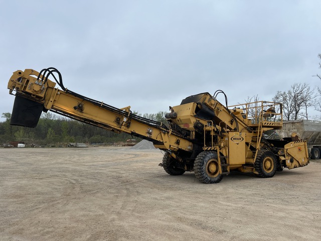 2017 Weiler E1250A Wheel Asphalt Transfer Machine 2017 Weiler E1250A Wheel Asphalt Transfer Machine