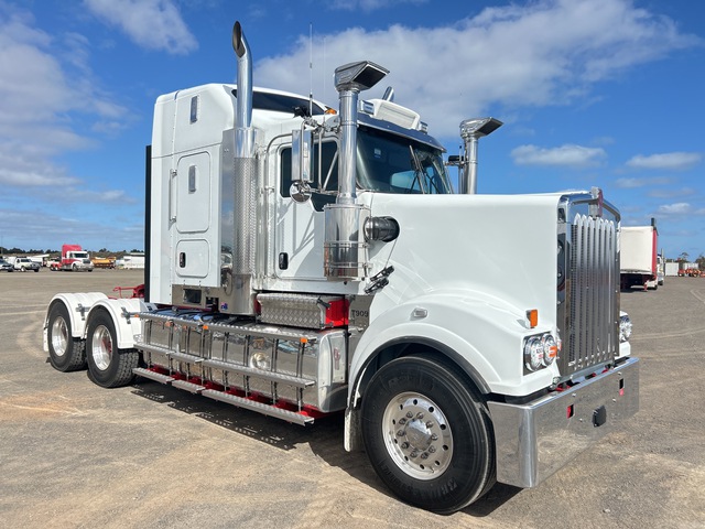 2025 Kenworth T909 6x4 Sleeper Prime Mover (Unused) 2025 Kenworth T909 6x4 Sleeper Prime Mover (Unused)