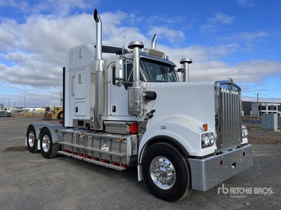 2025 Kenworth T909 Sleeper Prime Mover (Unused)