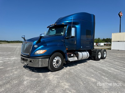 2019 International LT625 6x4 T/A Sleeper Truck Tractor