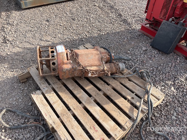 Unit Rig Pumps Pumping Unit | Ritchie Bros. Auctioneers