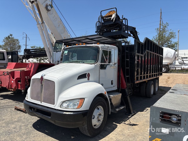 2012 Prentice 2124 on 2012 Kenworth T370 6x4 Grapple Truck