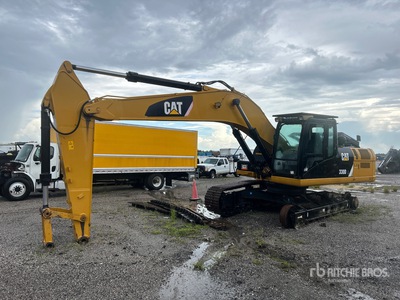 Cat Tracked Excavator (Inoperable)