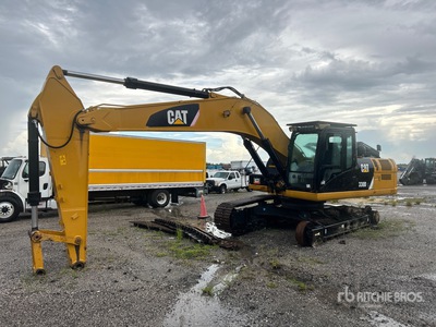 2018 Cat 330D2L Pelle Hydraulique sur Chenilles (Inoperable)