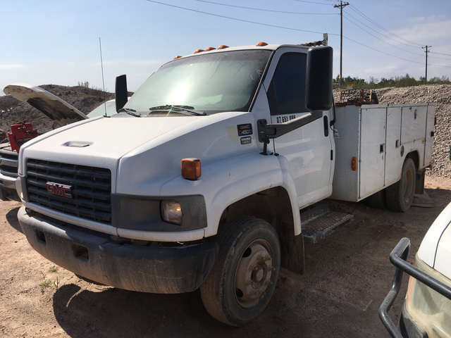 2005 GMC C4500 S/A Utility Truck 2005 GMC C4500 S/A Utility Truck
