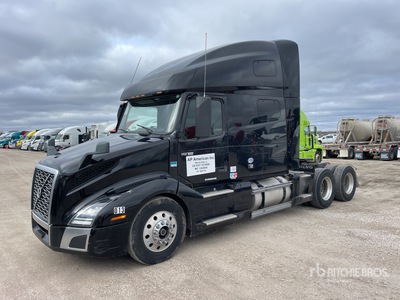 2020 Volvo VNL760 6x4 T/A Sleeper Truck Tractor