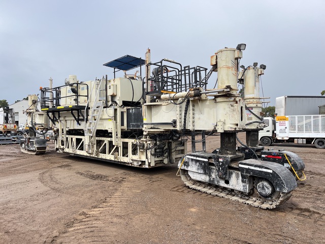 2008 G & Z S1500 Slip Form Paver