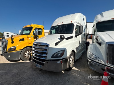 2020 Freightliner Cascadia 126 6x4 T/A Sleeper Truck Tractor (Inoperable)