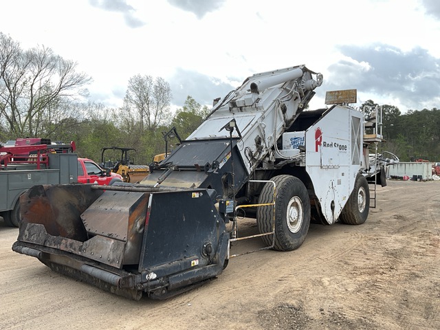 2014 Roadtec 2500E Wheel Asphalt Transfer Machine 2014 Roadtec 2500E Wheel Asphalt Transfer Machine