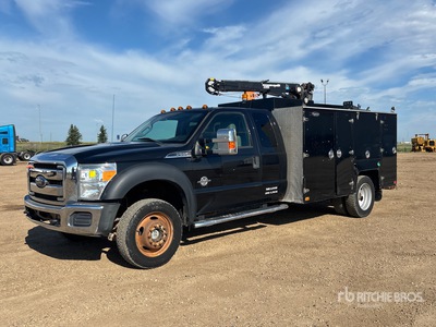 2015 Ford F-550 XLT 4x4 Extended Cab Camion de servicios