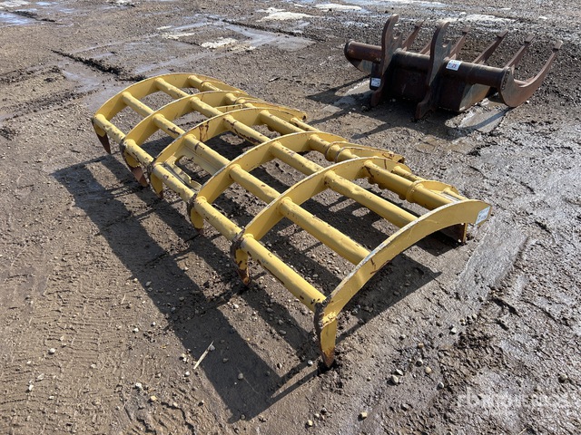 98 in Wheel Loader Grapple | Ritchie Bros. Auctioneers
