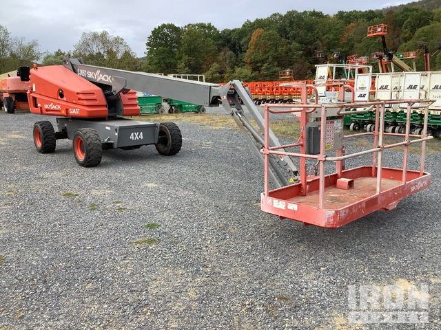 ELEVADOR TELESCóPICO 2015 SKYJACK 4WD SJ45T