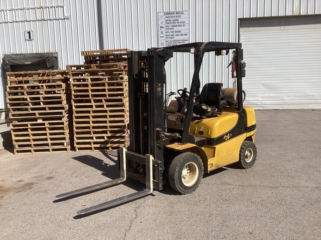 Yale GP050MX 4800 lb Cushion Tire Forklift
