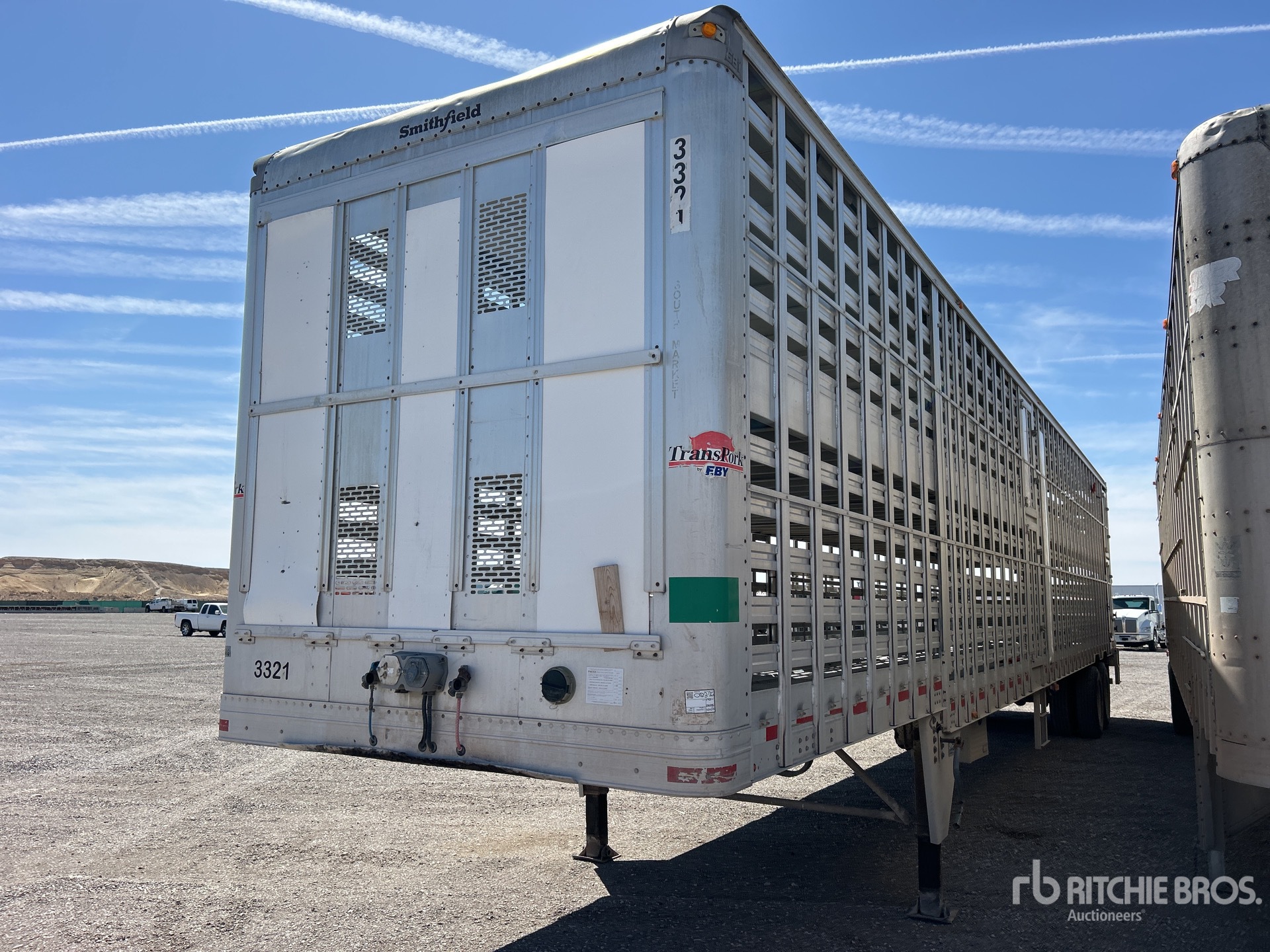 2005 M.H.Eby 53 ft T/A Livestock Trailer
