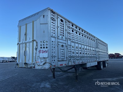 2017 Merritt 52 ft T/A Spread Axle Remorque pour bétail