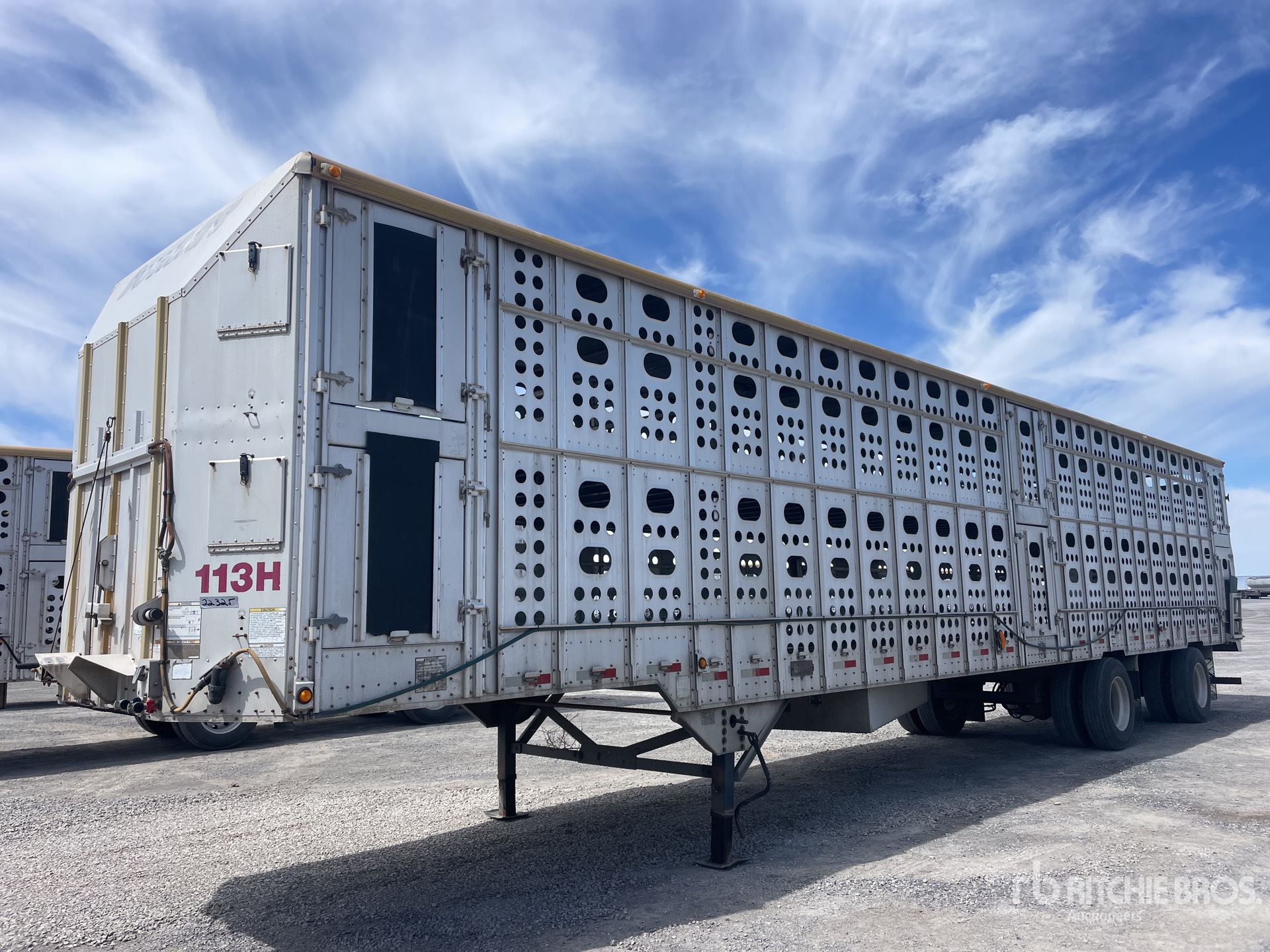 2011 Merritt 51 ft T/A Spread Axle Remorque pour bétail