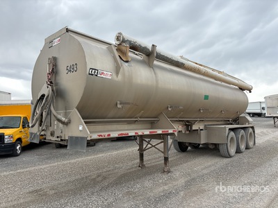 2018 CEI Pacer AT35L Tri/A Bulk Remolque Alimentador