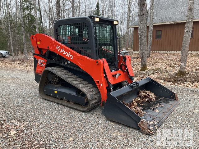 MINI CARGADOR SOBRE ORUGAS 2022 KUBOTA SVL75
