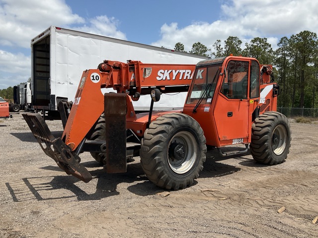 2011 JLG/SkyTrak 10054