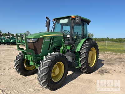2016 John Deere 6135E 4WD Tractor