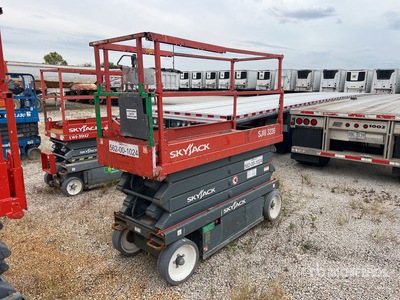 2015 Skyjack SJ III 3226 Electric シザーリフト