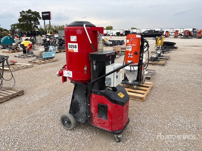 2021 Husqvarna T8600 Vacuum Cleaner