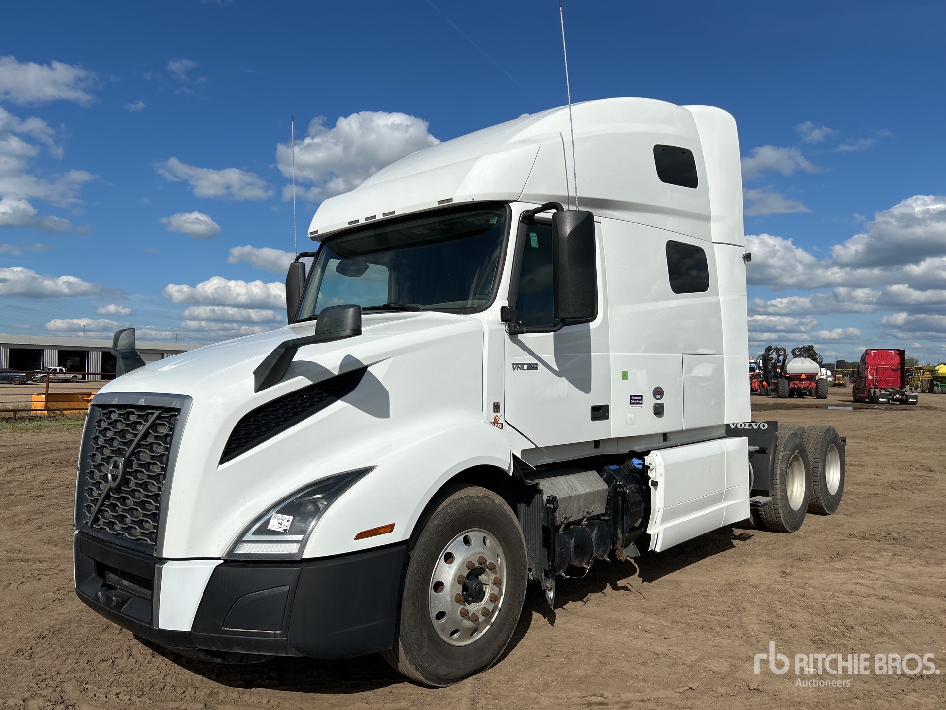 2022 Volvo VNL760 6x4 T/A Slaapcabine Trekker