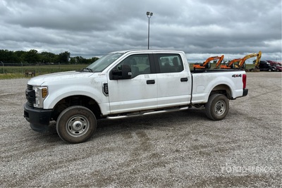 2019 Ford F-250 XL 4x4 Crew Cab Pickup