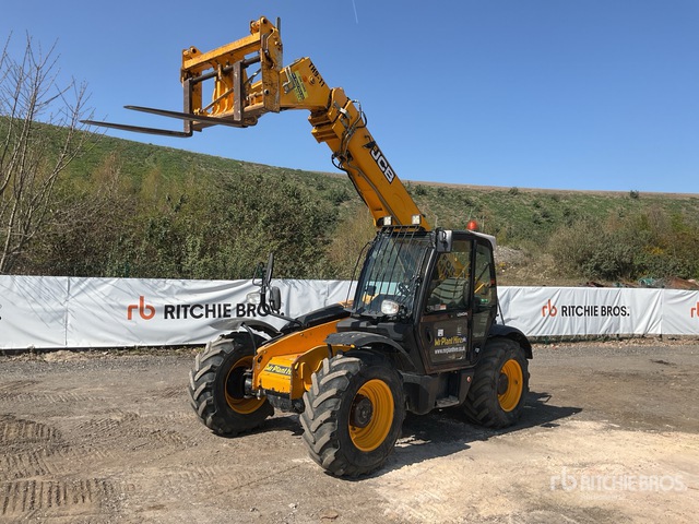 2015 JCB 535-95 Telehandler | Ritchie Bros. Auctioneers