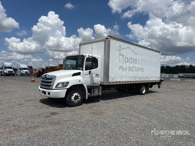 2017 Hino 258 4x2 Camion fourgon