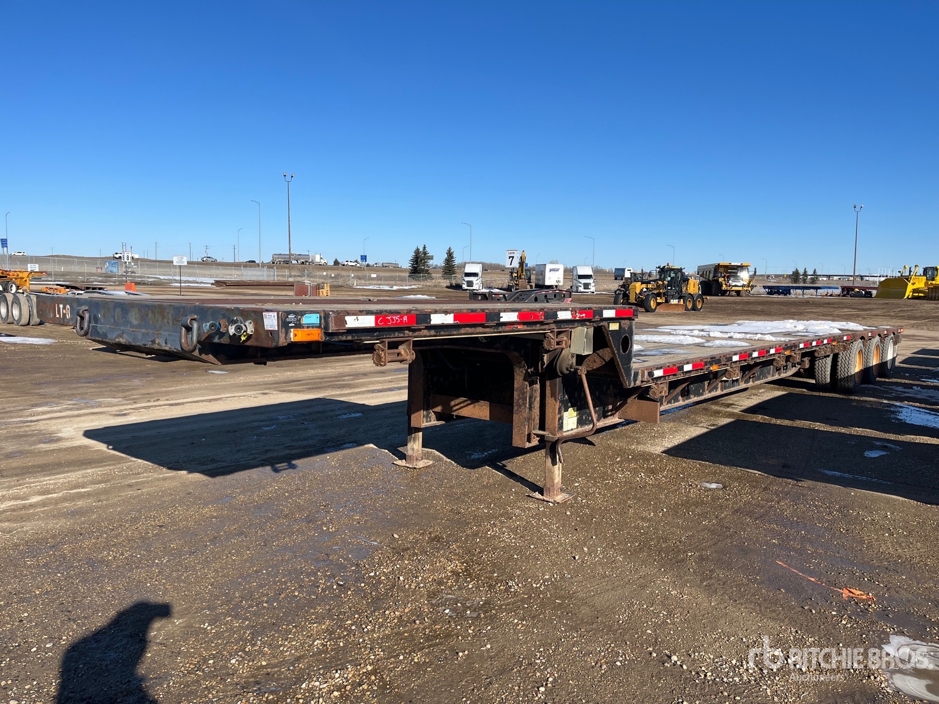 2006 Wabash 53 ft Tri/A Stufendeck-Anhänger