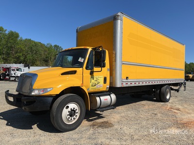 2018 International 4300 4x2 Van Truck