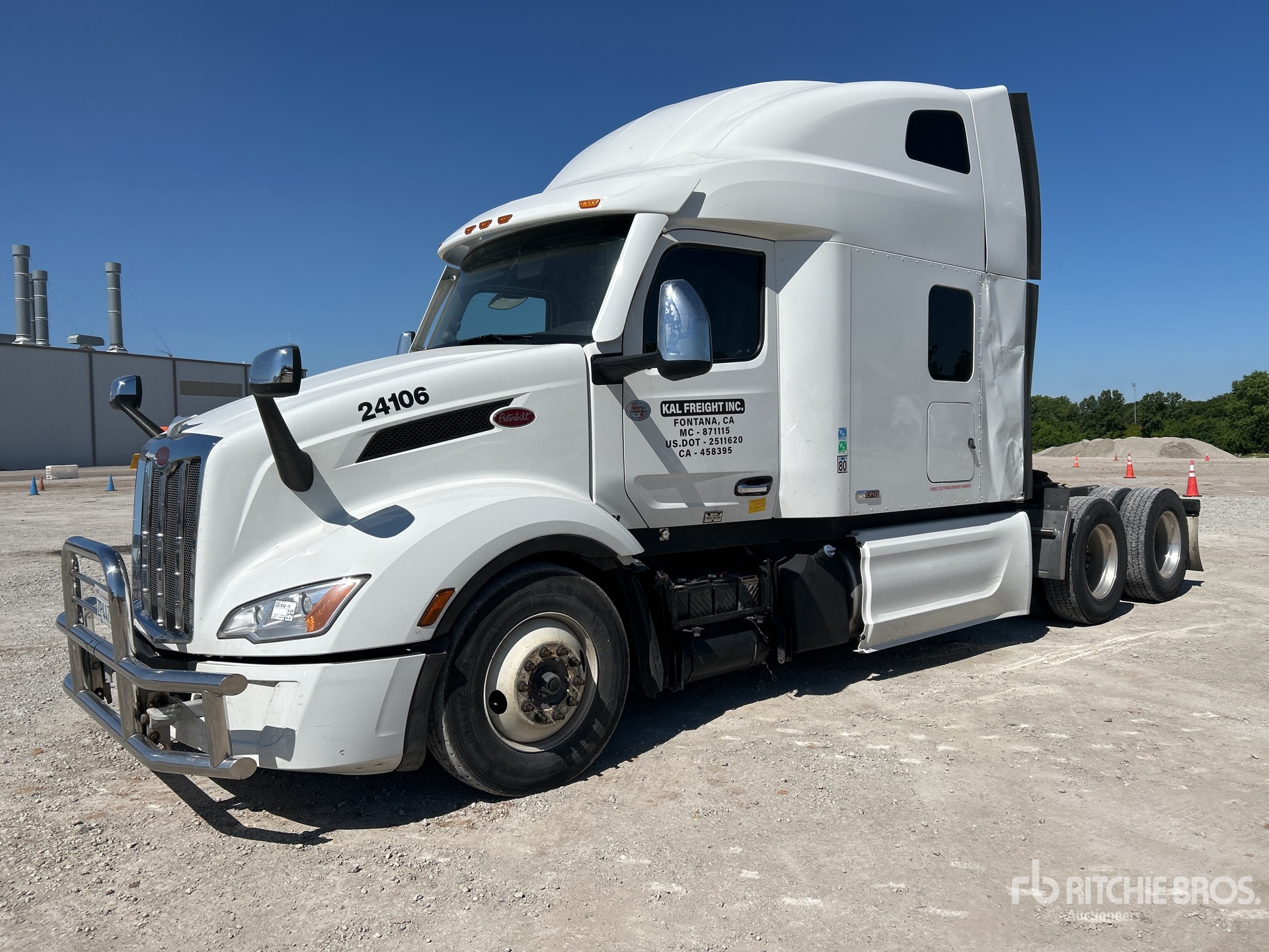 2024 Peterbilt 579 6x4 T/A Sleeper Truck Tractor