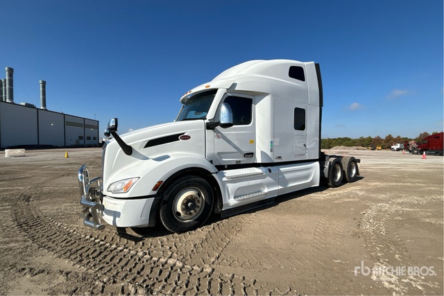 2024 Peterbilt 579 6x4 T/A Sleeper Truck Tractor
