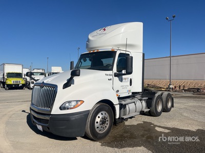 2018 International LT625 6x4 3-Achs Sattelzugmaschine