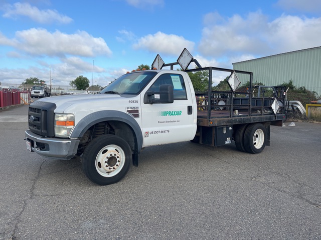 2008 Ford F550 XL 4x2 Flatbed Truck