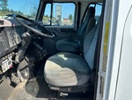 Cab with Seats/armrests