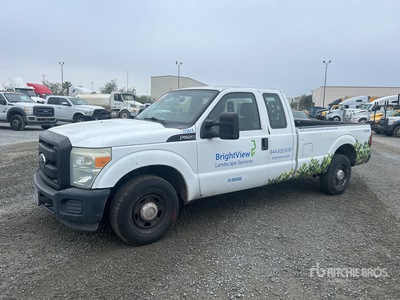 2011 Ford F-250 4x2 Extended Cab Pick Up