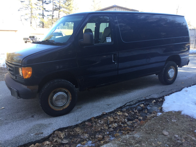2004 Ford Econoline E-250 Van 2004 Ford Econoline E-250 Van