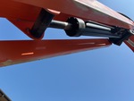 Hydraulics with Basket Tilt Cylinder