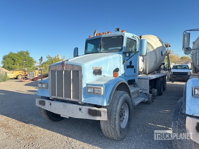 2004 Kenworth W900B 12x4 Mixer Truck (Inoperable)