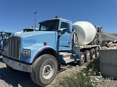2005 Kenworth W900 12x4 Mixer Truck (Inoperable)