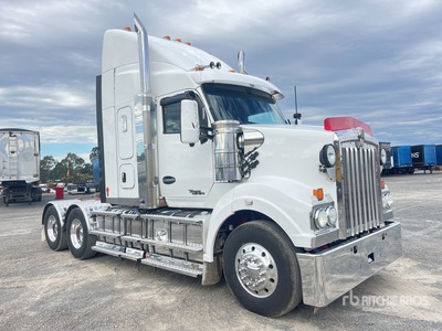 2019 Kenworth T610SAR 6x4 T/A Sleeper Truck Tractor