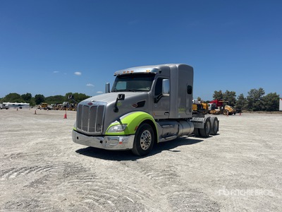 2016 Peterbilt 579 6x4 T/A Sleeper Truck Tractor