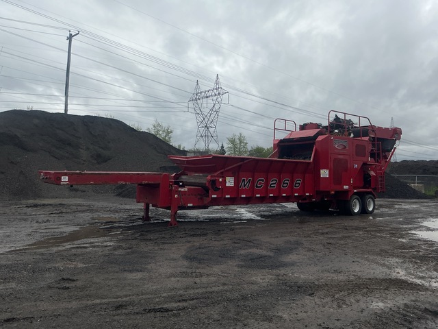 2022 Rotochopper MC266 Trailer Horizontal Grinder